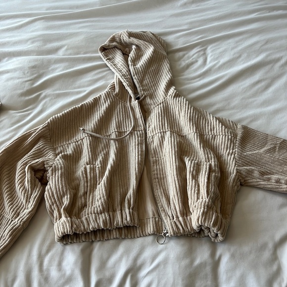 Cropped zip up hoodie - Picture 1 of 2